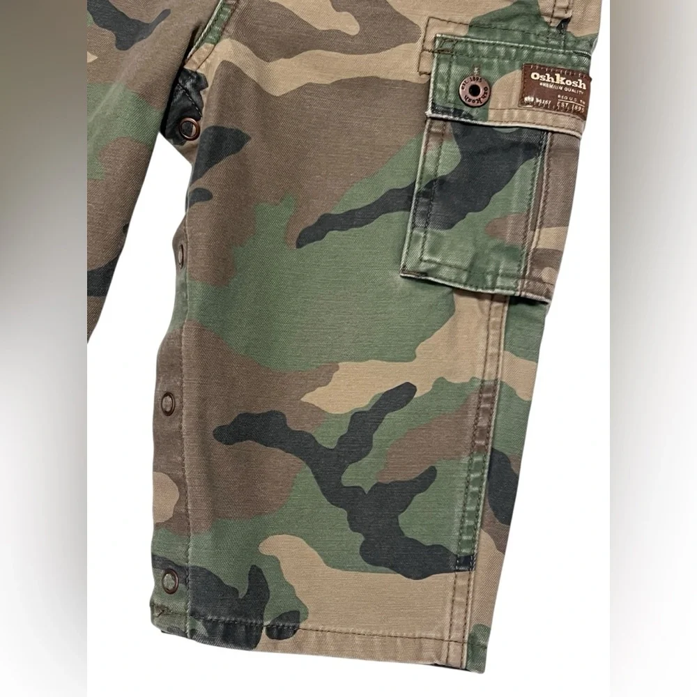 OshKosh b'gosh Vestbak Camo Cargo Overalls 18 Months Snap Leg Distressed Army